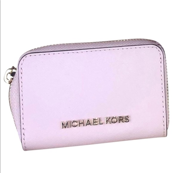 Host Pick🔥 Michael Kors Zip Coin Case Wallet - Picture 2 of 8